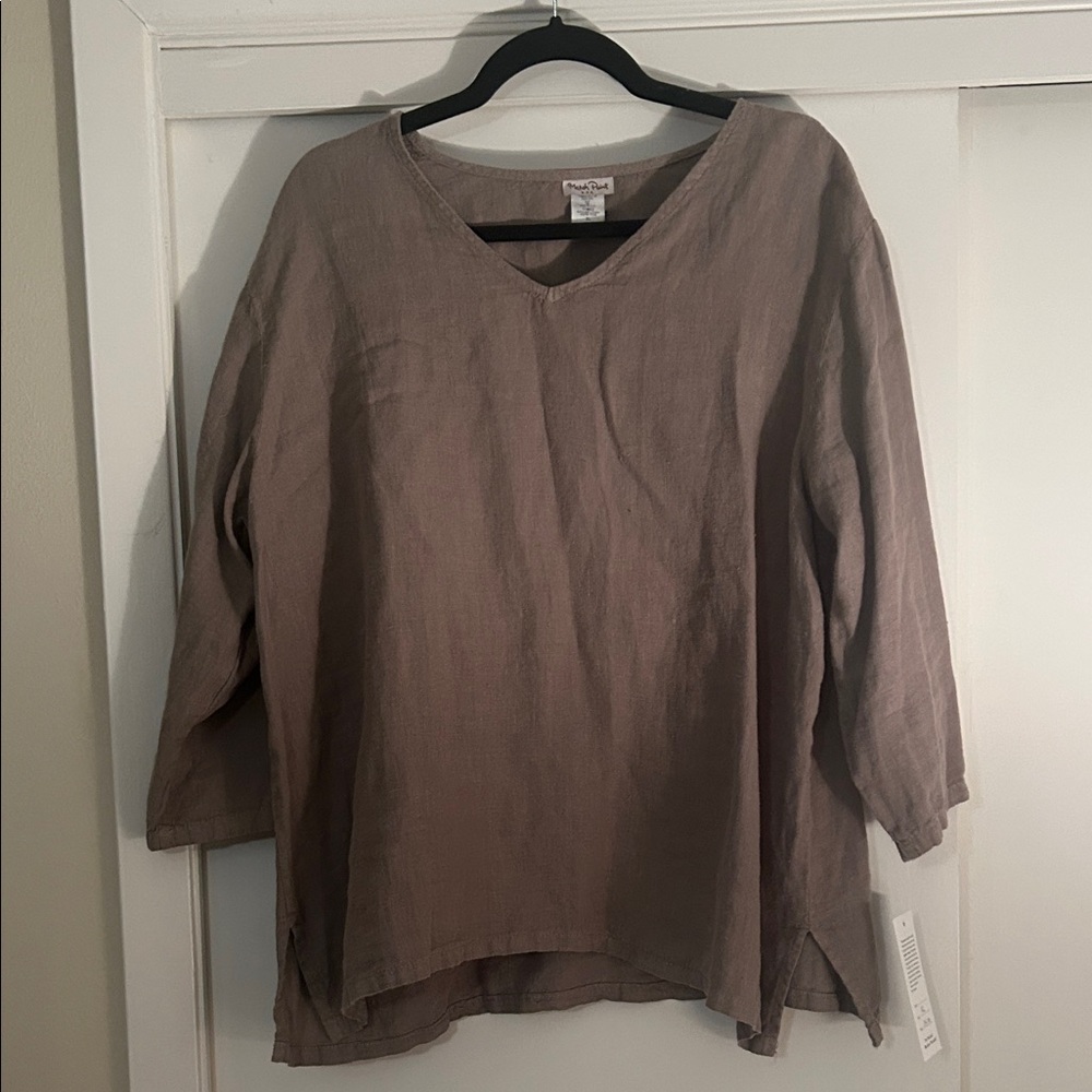 Match Point U.S.A. Women's V-Neck Linen Tunic - taupe